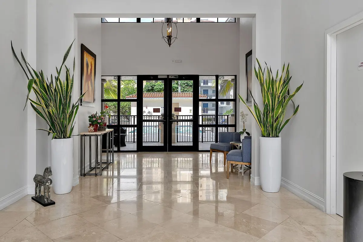 47-web-or-mls-403 - 049 at 1650 GALIANO Street 403, Coral Gables