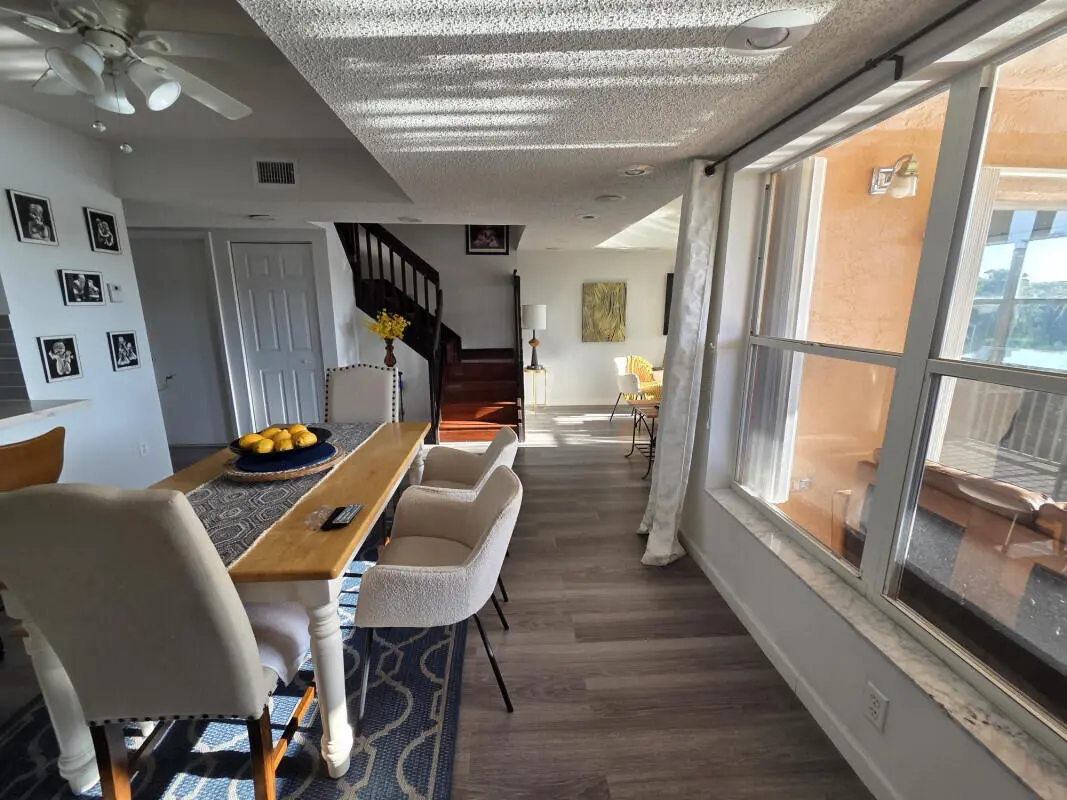 Diningroomjpg at 3271 NW 44th Street 5, Oakland Park