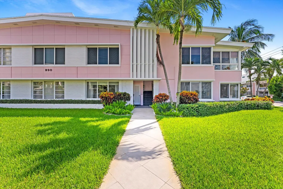 03-3 at 990 CASUARINA Road 4, Delray Beach