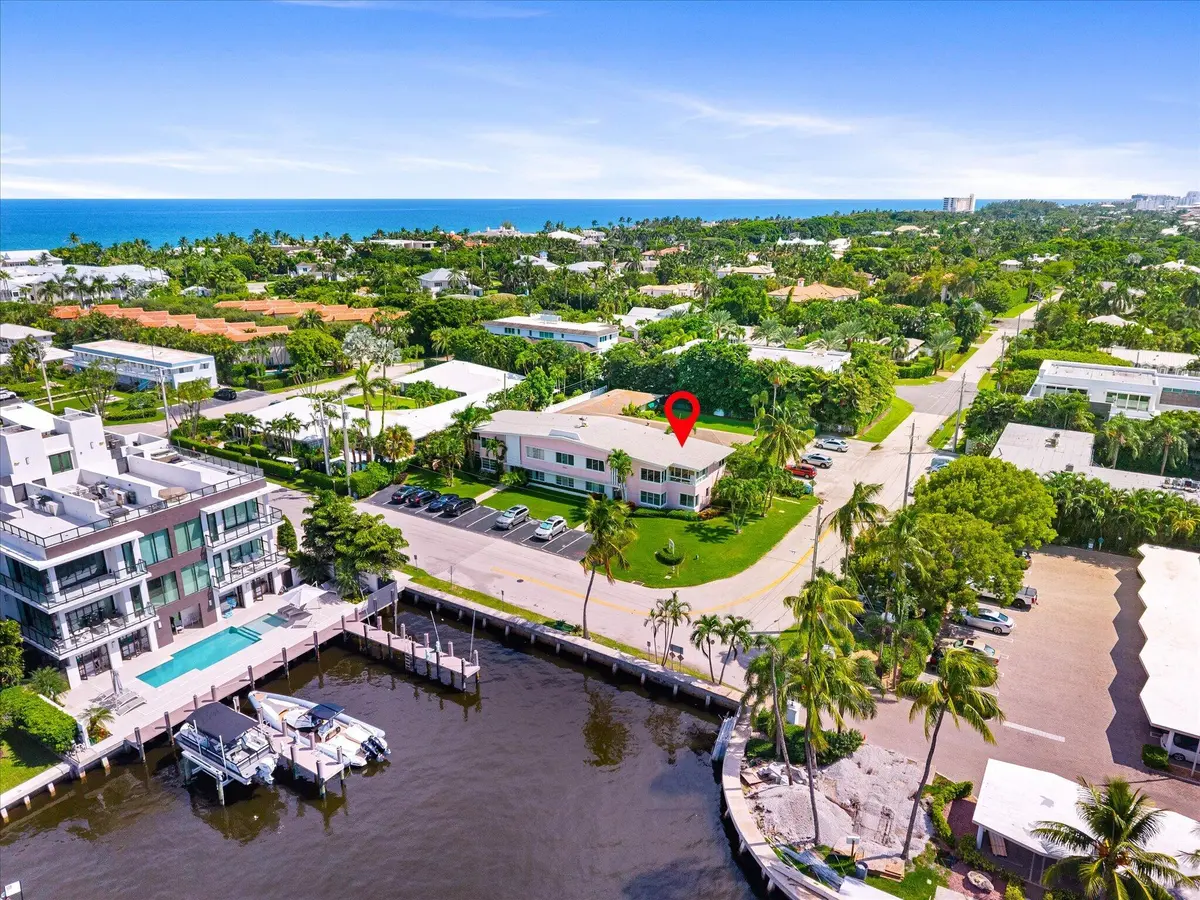 37-37 at 990 CASUARINA Road 4, Delray Beach