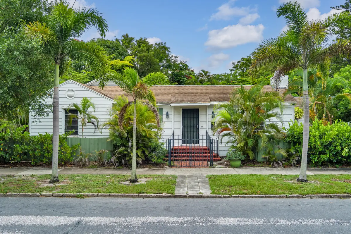 low-4 at 324 Albemarle Road, West Palm Beach