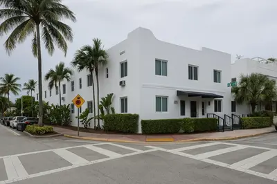 7720 Abbott Avenue 6, Miami Beach – Apartment for rent