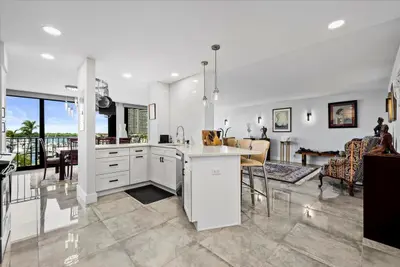 120 Lakeshore Drive 4360, North Palm Beach – Condominium for sale