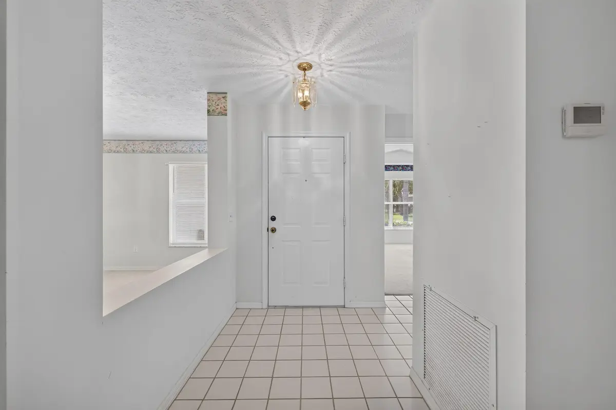 Entrance foyer at 14124 Aguila Avenue, Fort Pierce