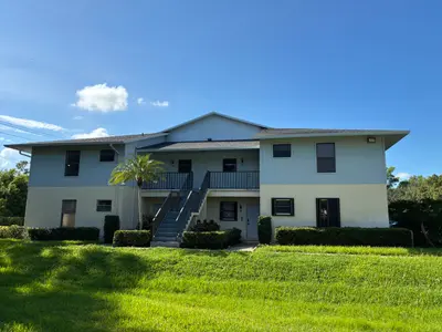 6541 SE Federal Highway, Stuart – Condominium for sale