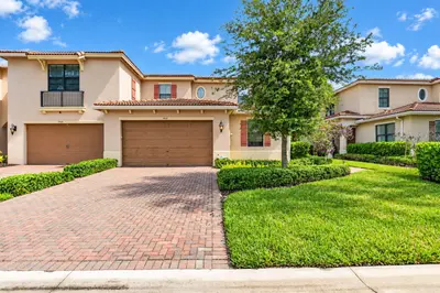 9925 BRICKHILL Drive, Boca Raton – Single Family Residence for sale