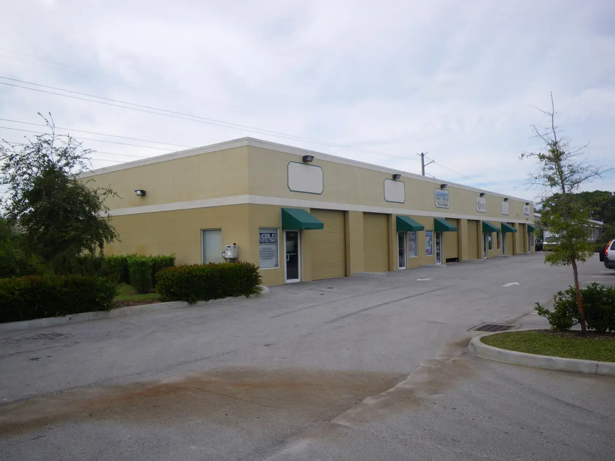 PSL 076 at 2772 SW Edgarce Street 2772, Port St. Lucie