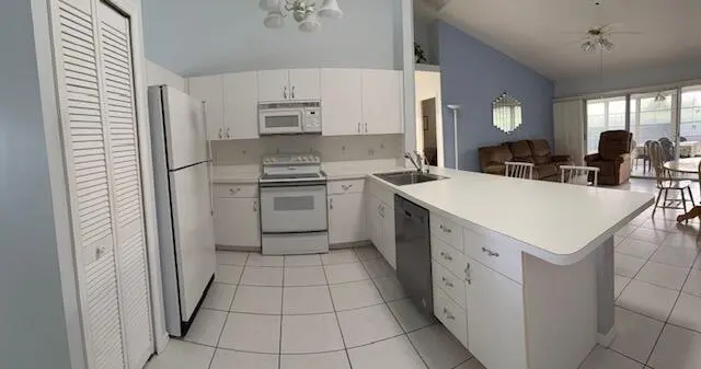 Kitchen at 382 NW SHERRY Lane, Port St. Lucie