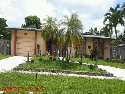 6573 SW 8TH Court, North Lauderdale – Single Family Residence for sale