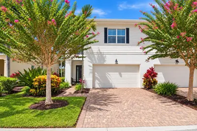 2133 WELLS Place, Palm Beach Gardens – Condominium for sale