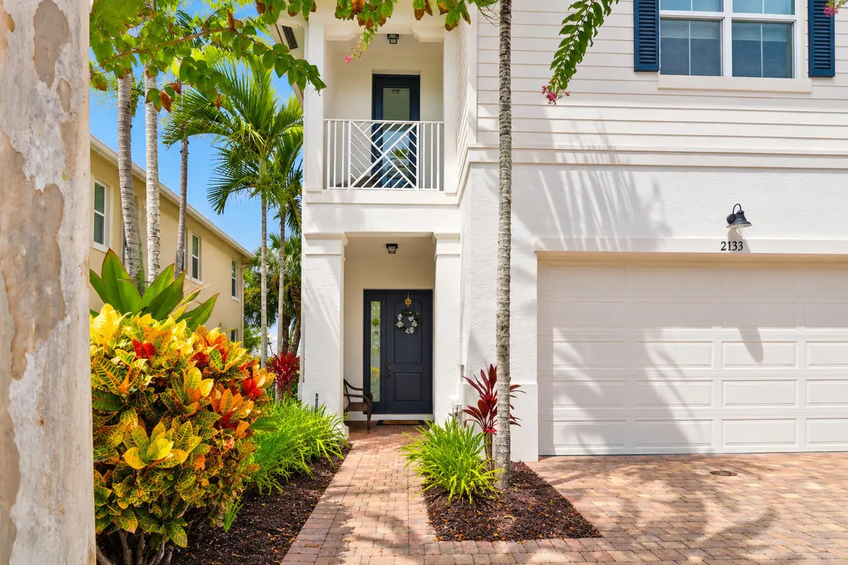 3_0a782160-dda1-495e-abcb-3f959f8b8a7d.p at 2133 WELLS Place, Palm Beach Gardens