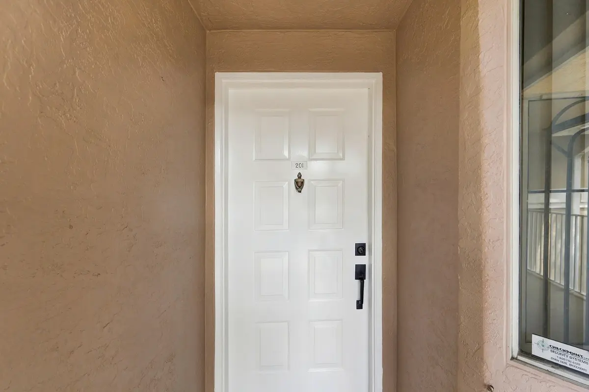 04_dsc00900 at 5876 REGAL GLEN Drive 201, Boynton Beach