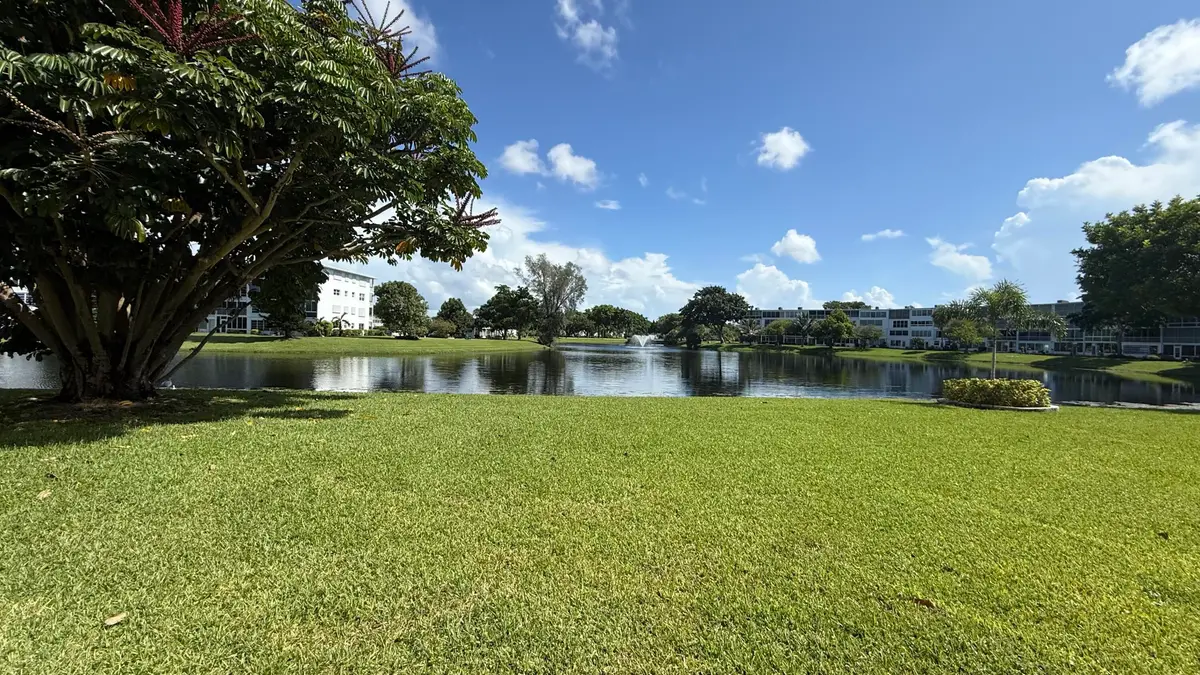 IMG_2331 at 1034 Farnham O 1034, Deerfield Beach