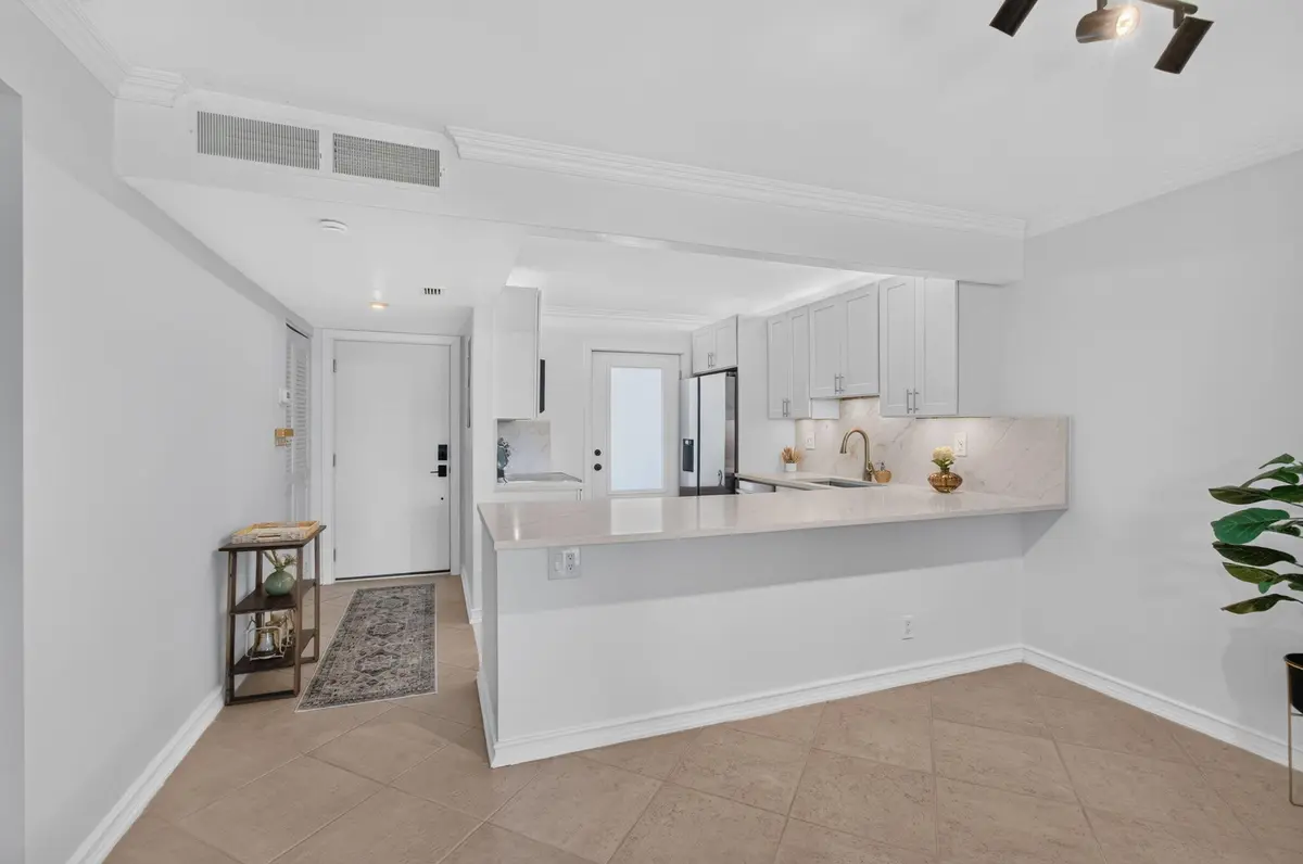 32-web-or-mls-DSC_3673 at 6161 NW 2ND Avenue 4140, Boca Raton