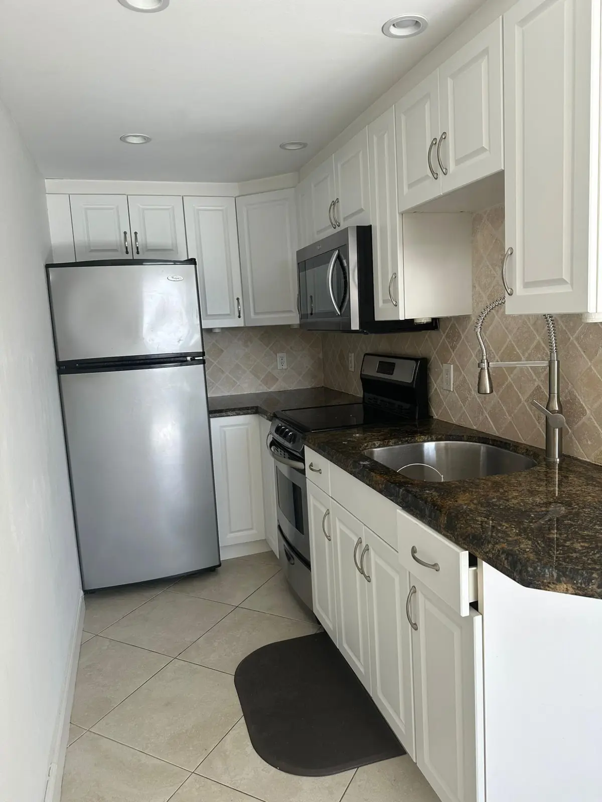 Kitchen at 15 S Golfview Road 504, Lake Worth Beach