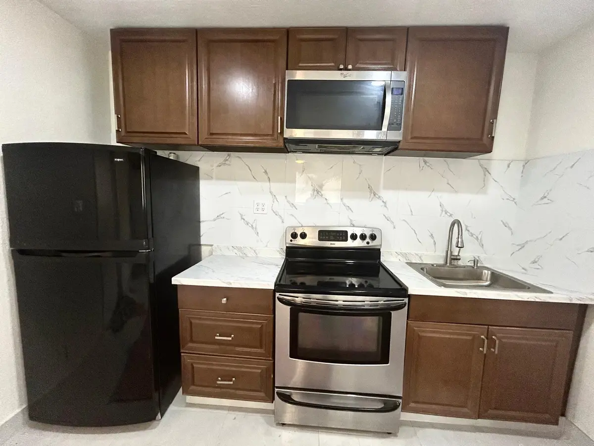 WhatsApp Image 2026-09-15 at 10.55.52 AM at 930 NE 52nd Court, Deerfield Beach