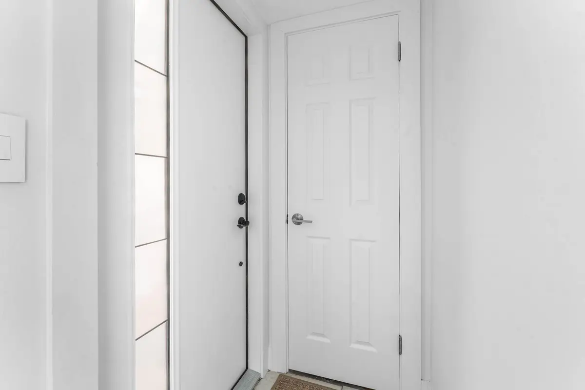 Front Door at 291 Mercury Road 4, Juno Beach