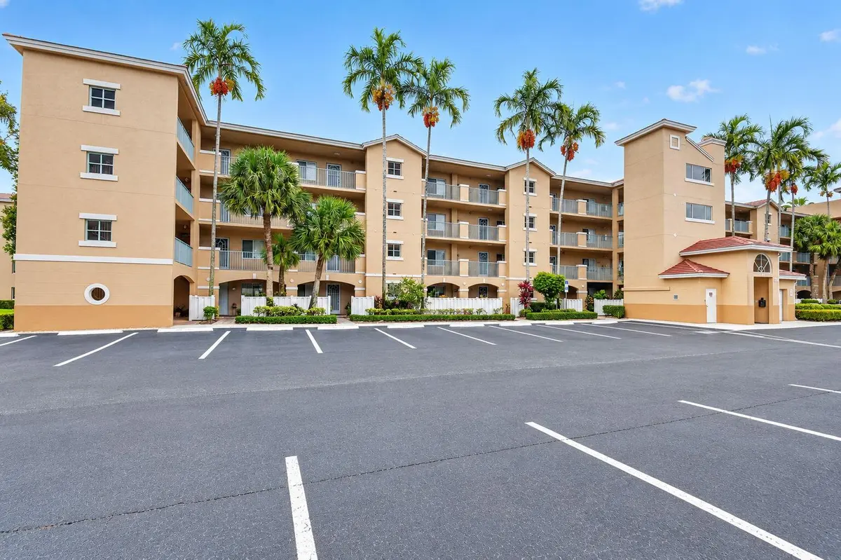 1-web-or-mls-DSC_5324 at 12547 Imperial Isle Drive 303, Boynton Beach