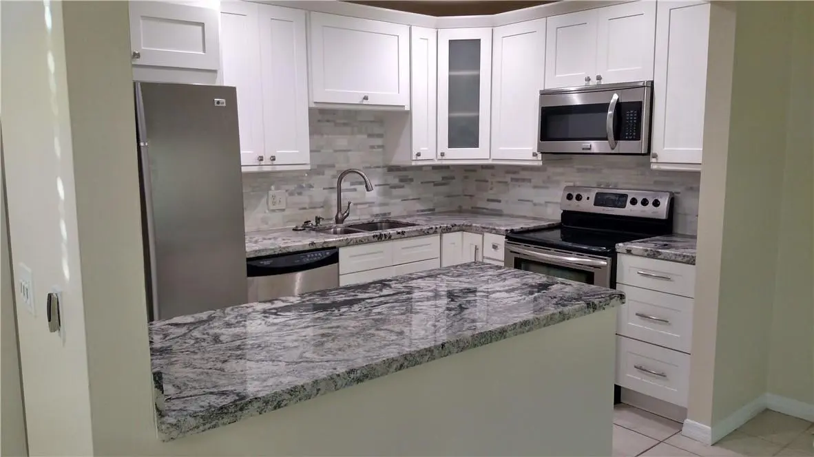 Newly Renovated Kitchen at 7200 NW 2nd Avenue 91, Boca Raton