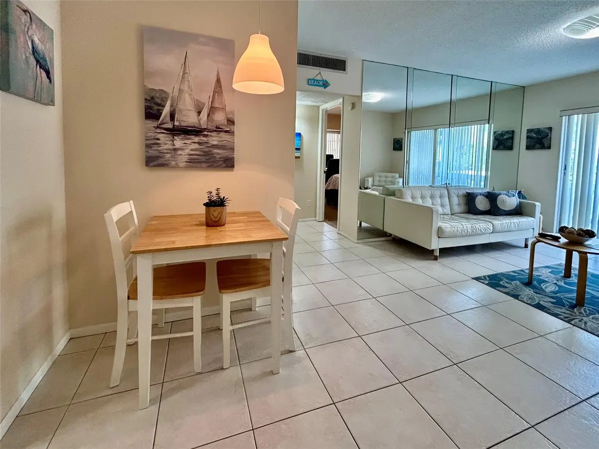 Photo 3 at 424 N RIVERSIDE Drive 206, Pompano Beach