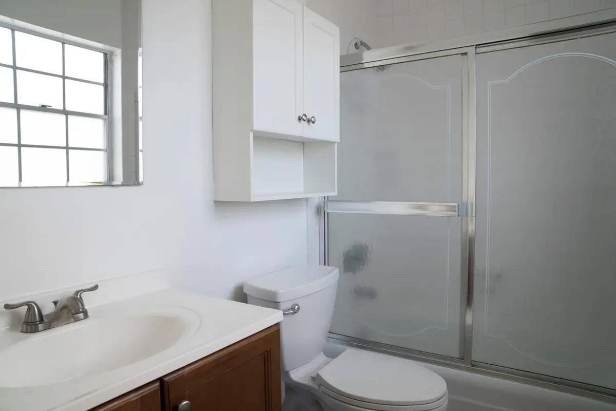 Photo 7 at 424 N RIVERSIDE Drive 206, Pompano Beach