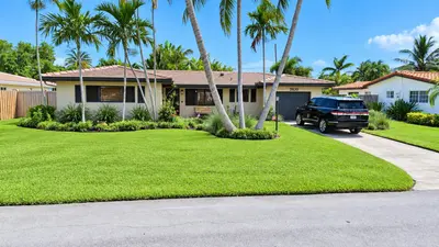 2630 NE 53RD Court, Lighthouse Point – Single Family Residence for sale