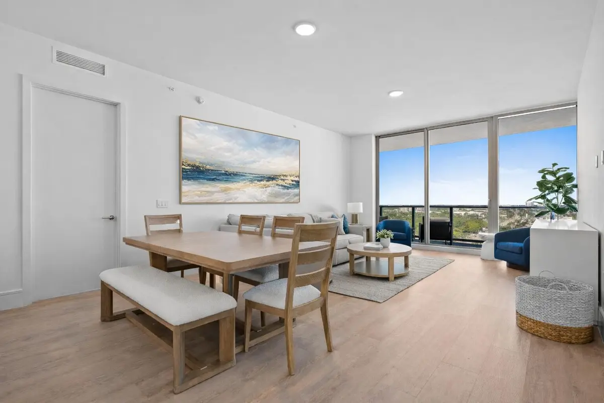 Added Pic at 220 Lake Shore Drive 1413, Lake Park