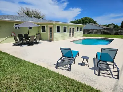 1590 NE 23RD Terrace, Jensen Beach – Single Family Residence for rent