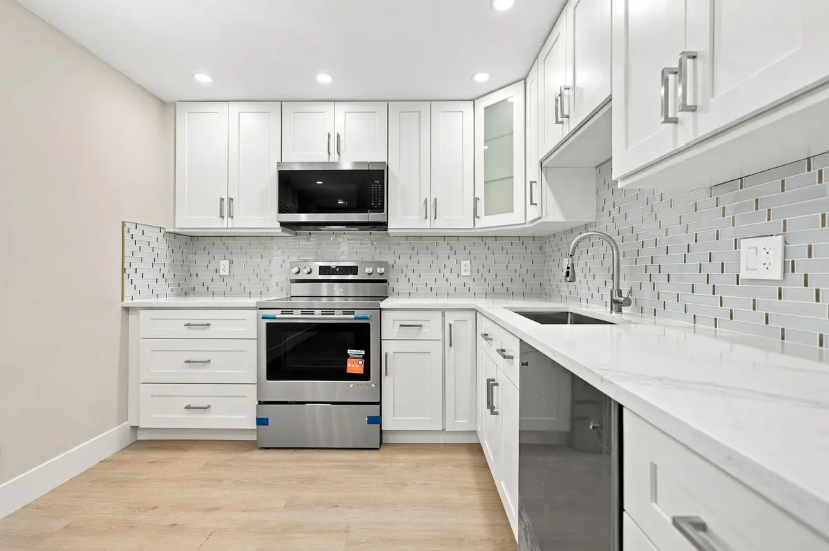 12-web-or-mls-806-cypress-grove-ln-303 at 806 CYPRESS GROVE Lane 303, Pompano Beach