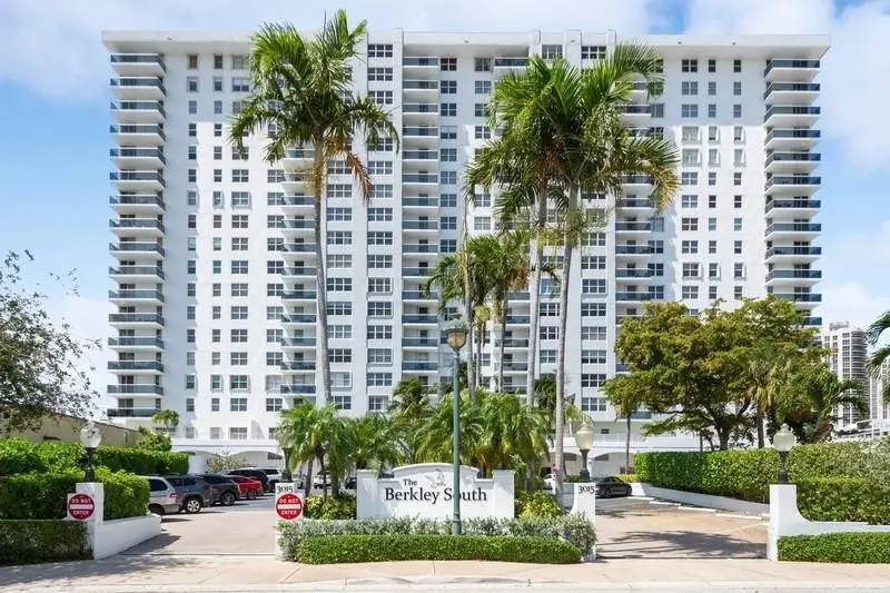 IMG_0464 at 3015 N OCEAN Boulevard 15A, Fort Lauderdale