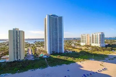 3000 N OCEAN Drive 33B, Singer Island – Condominium for rent