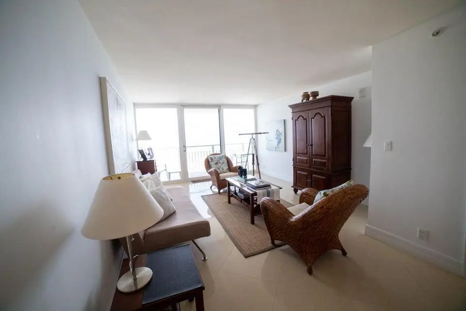 20230109210547249091000000-o at 3000 N OCEAN Drive 33B, Singer Island