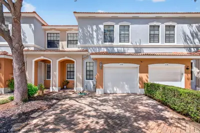 238 E CHRYSTIE Circle, Delray Beach – Townhouse for sale