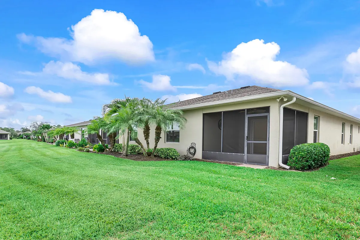6174_Spicewood_Ln_027 at 6174 Spicewood Lane, Vero Beach