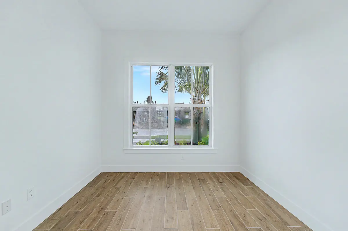 Extra Suite at 154 Parkside Way 14, Royal Palm Beach
