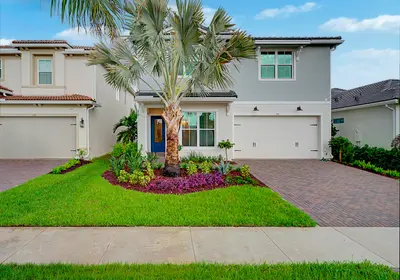 154 Parkside Way 14, Royal Palm Beach – Single Family Residence for sale