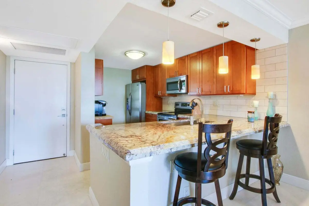 Kitchen-5 at 8 Royal Palm Way 2010, Boca Raton
