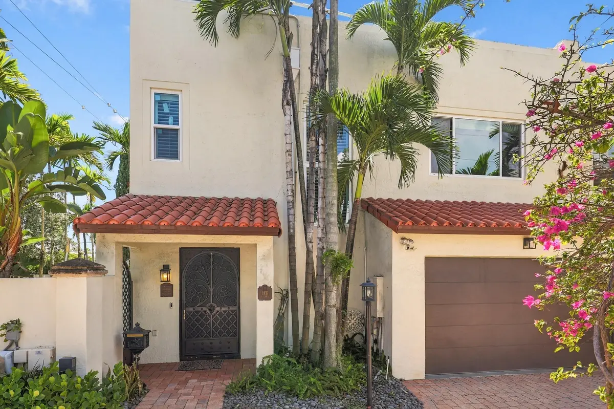 3_0o1a4455 at 1431 SE 2ND Court, Fort Lauderdale