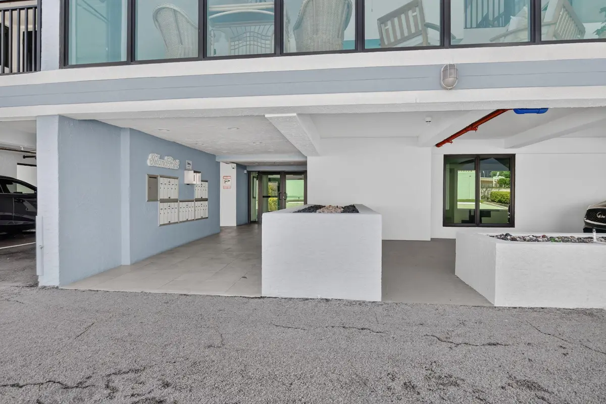 2-web-or-mls-DSC_0003 at 665 SE 21st Avenue 102, Deerfield Beach