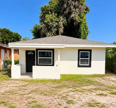 1418 N 16th Street, Fort Pierce – Single Family Residence for rent