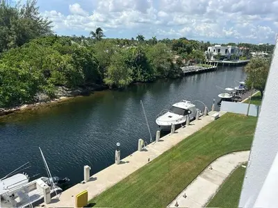 2860 NE 14th Street Causeway 405 D, Pompano Beach – Condominium for sale