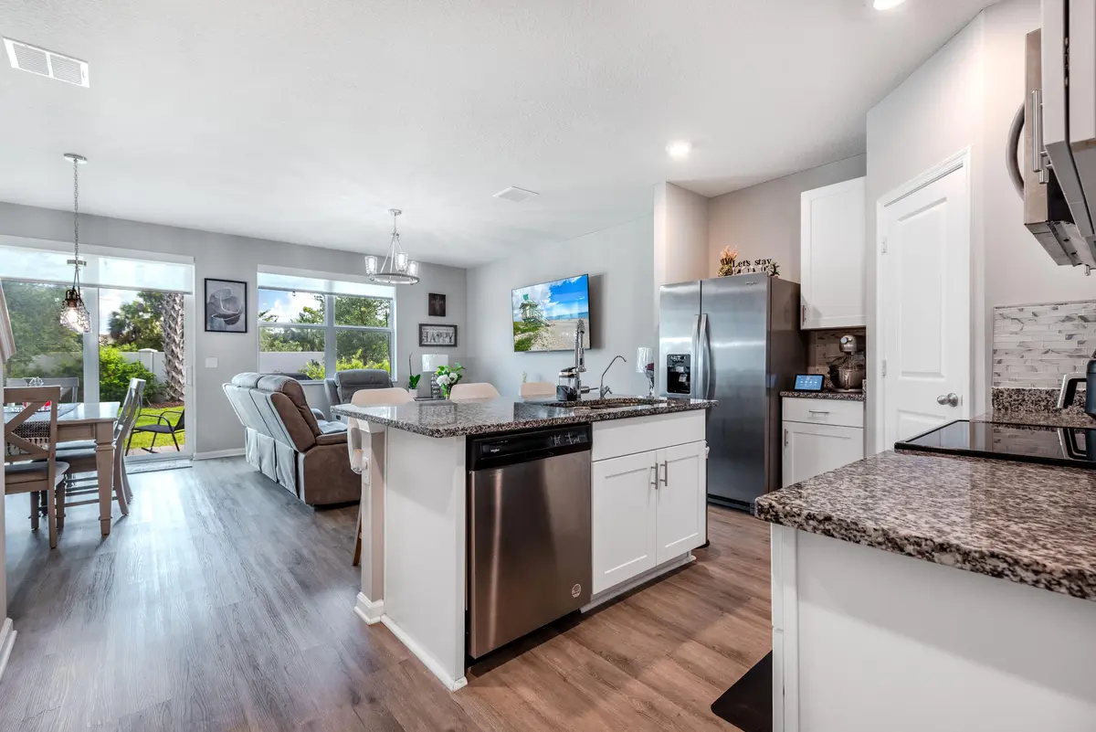 1645LindleySt.MagnoniaPark-5 at 1645 Lindley Street, Mangonia Park