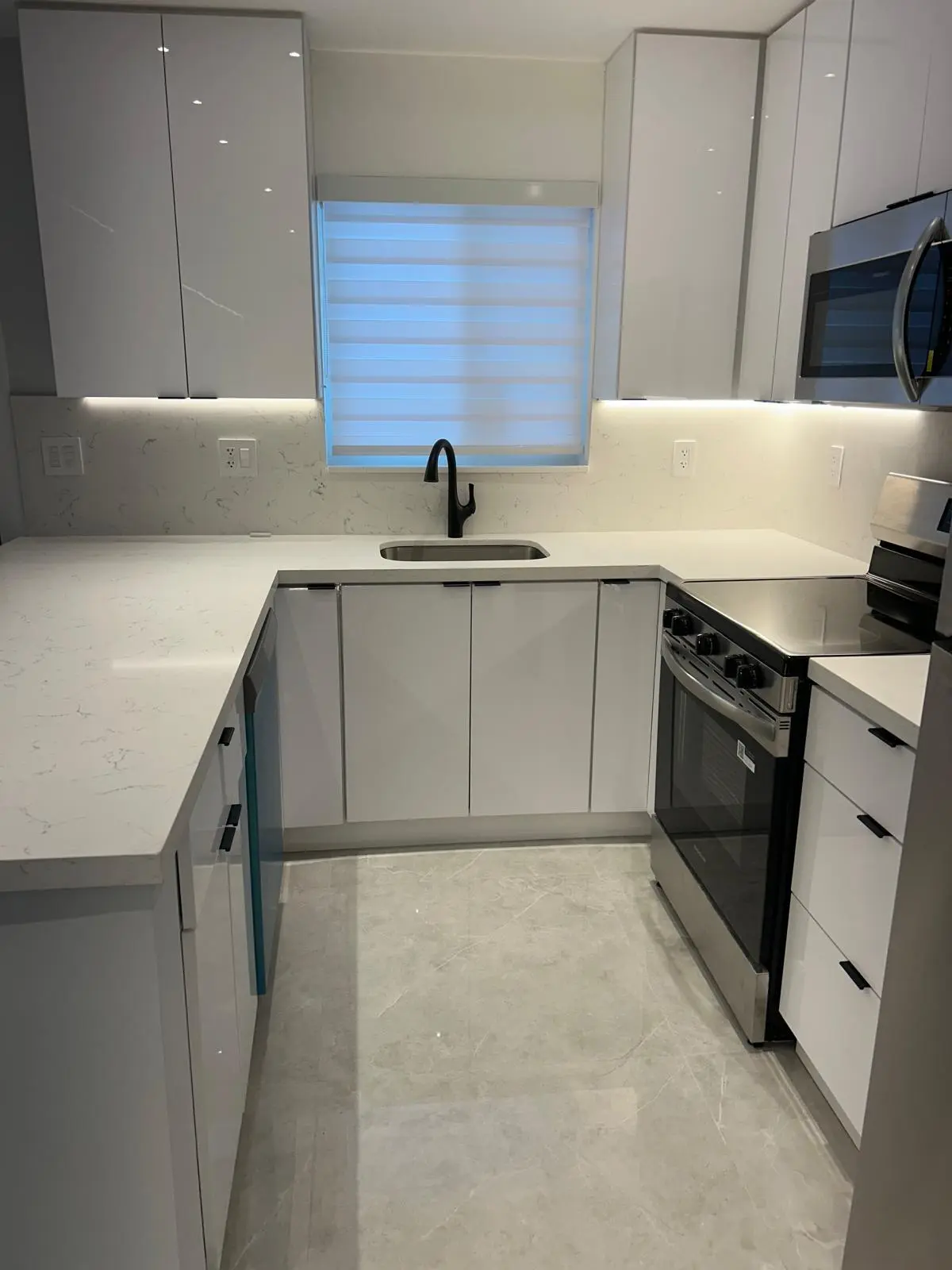 kitchen at 2860 NE 14th Street Causeway 405 D, Pompano Beach