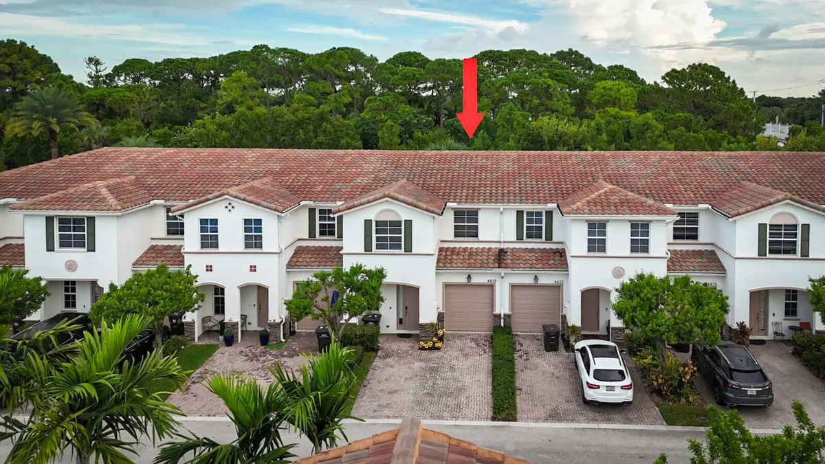 Skyview 1 at 4679 TARA COVE Way, West Palm Beach