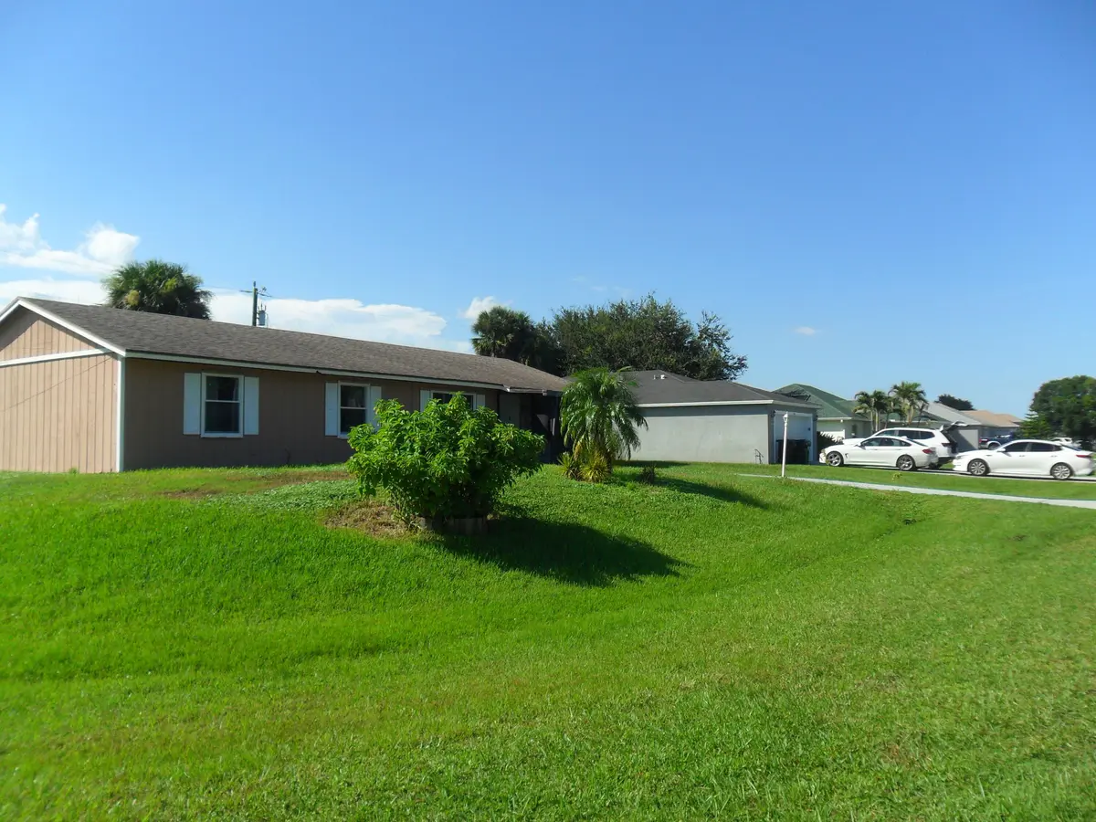 SAM_0351 at 2574 SW DECKARD Street, Port St. Lucie
