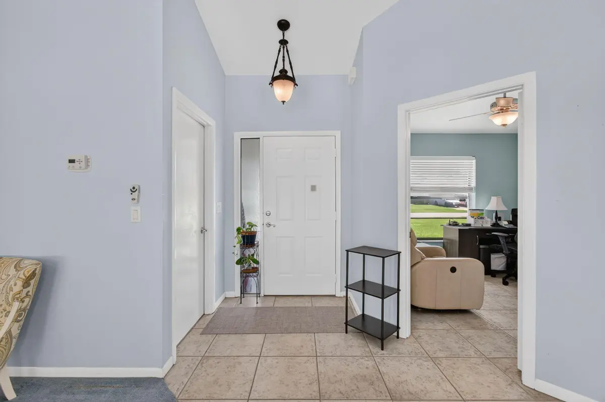 Entrance Foyer at 39 CEDAR Circle, Boynton Beach