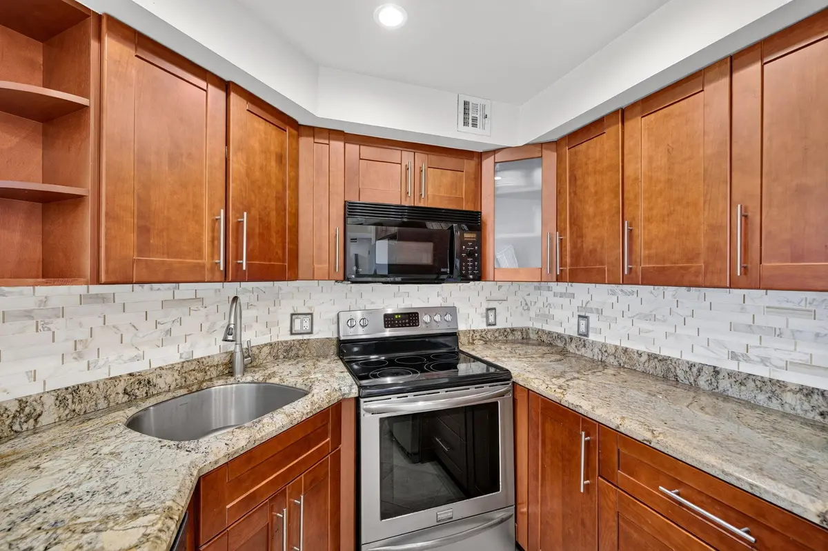 25-web-or-mls-699A8782 at 133 N Pompano Beach Boulevard Apt. Ph-5, Pompano Beach