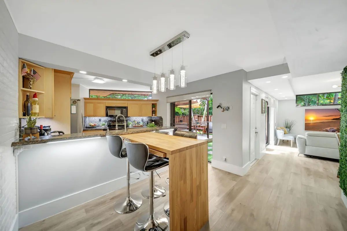 1_BREAKFAST AREA_KITCHEN_3 at 8105 SEVERN Drive C, Boca Raton