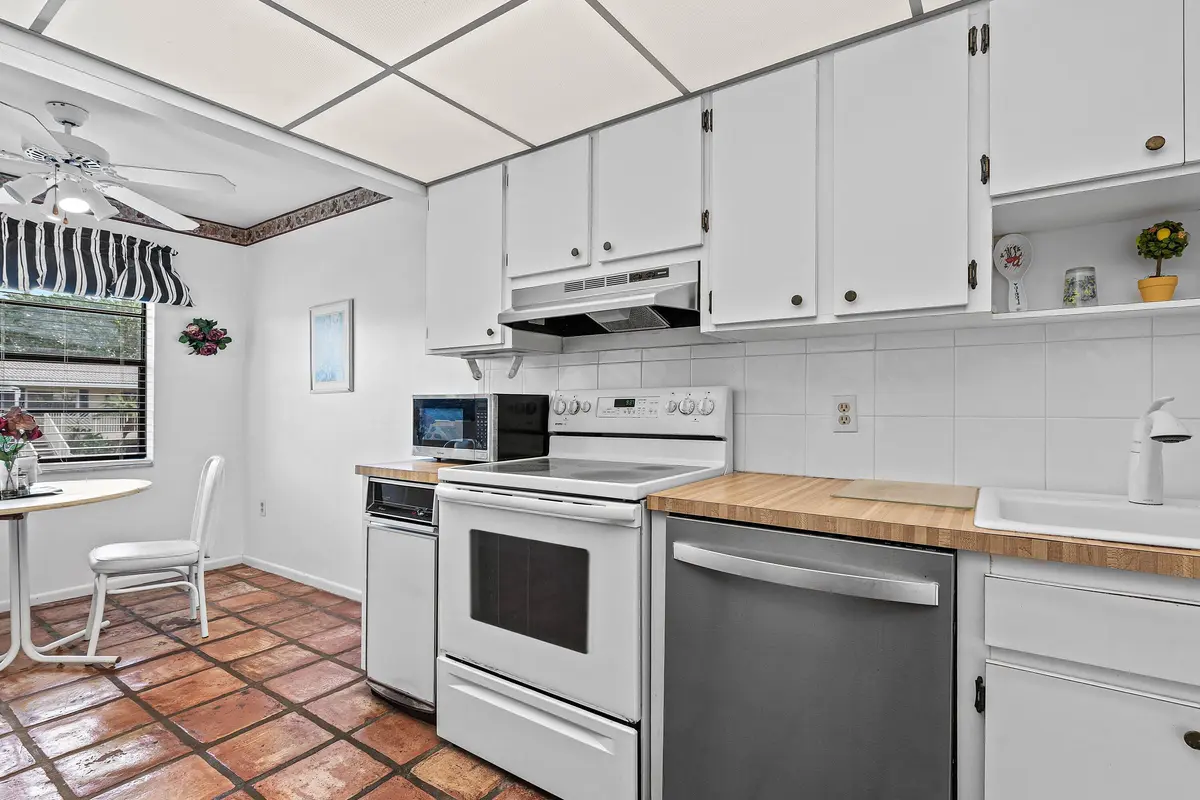 006-36StratfordLaneWest-F-BoyntonBeach-F at 36 STRATFORD Lane F, Boynton Beach