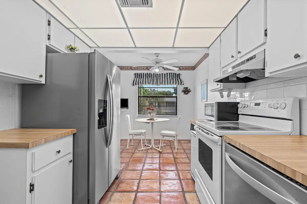 007-36StratfordLaneWest-F-BoyntonBeach-F at 36 STRATFORD Lane F, Boynton Beach